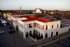 Granada, Nicaragua La Plaza Independencia – Best Places In The World To Retire – International Living